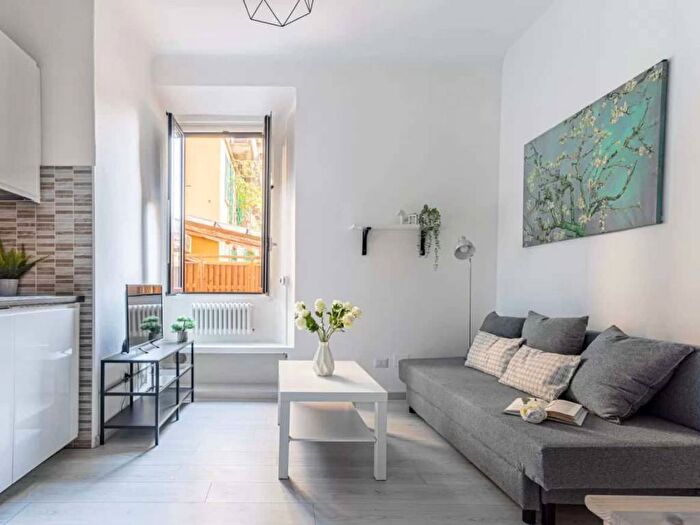 Appartamento bilocale in affitto in Via Savona, Solari, Milano