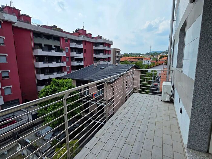 Appartamento bilocale in affitto in Via Pasquale Paoli, Como