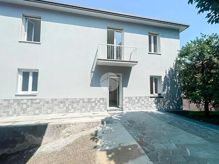 Appartamento bilocale in vendita in Via l Cadorna, Cormano