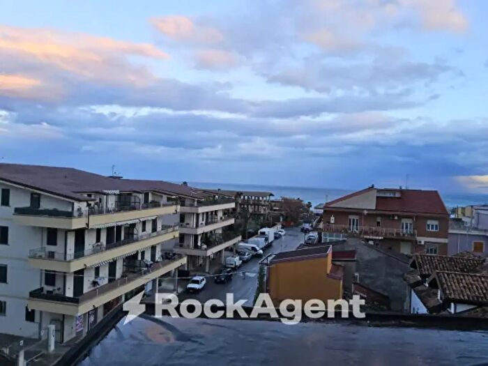 Casa in vendita in Via Alessandro Manzoni, Ardore