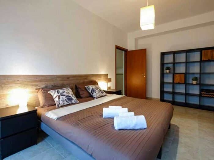 Appartamento bilocale in affitto in Via Rembrandt, San Siro, Milano