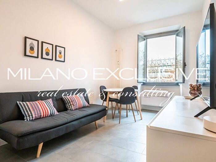 Appartamento bilocale in affitto in Viale Francesco Crispi, Garibaldi Corso Como, Milano