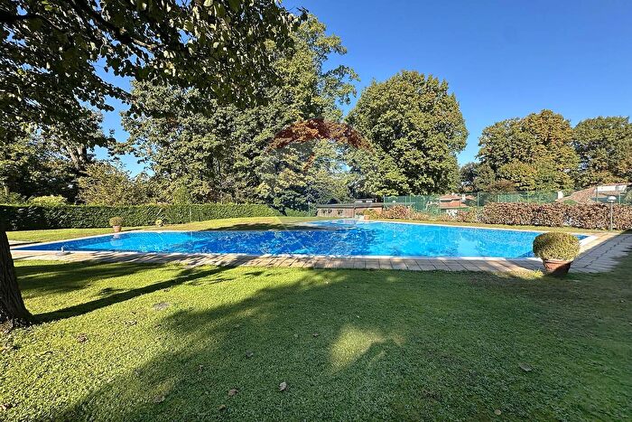 Casa quadrilocale in vendita in Via Lambro, Lesmo