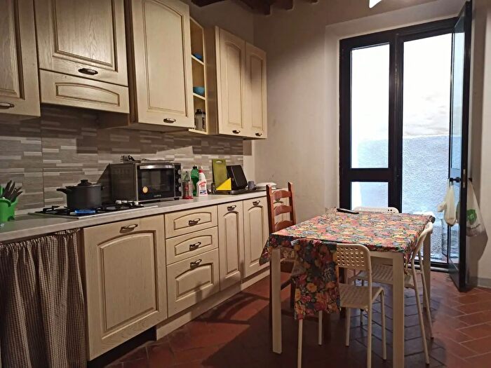 Appartamento quadrilocale in affitto in Piazza Carrara, Pisa