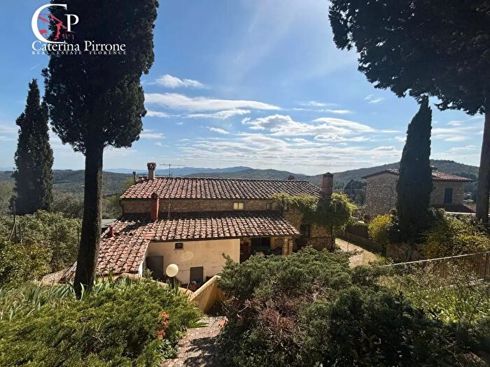 Casa con 6 locali in vendita in Via Poggio a Luco, Bagno A Ripoli