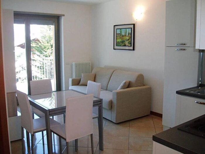 Appartamento bilocale in affitto in Via Delle Grigne, Cassina Valsassina