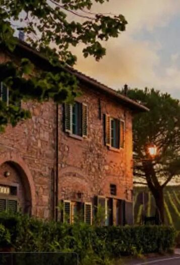 Casa con 6 locali in vendita in Cascina