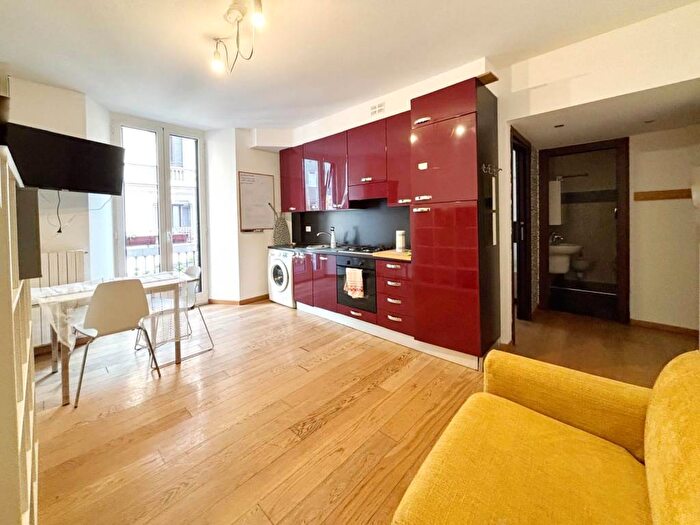 Appartamento bilocale in affitto in Via Rosolino Pilo, Porta Venezia, Milano