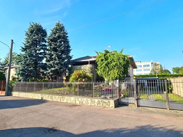 Casa trilocale in vendita in Via Carlo Pisacane, San Vittore Olona