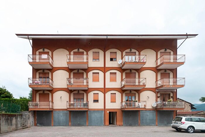 Appartamento trilocale in vendita in Piazza SantAndrea, Martiniana Po