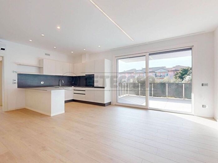 Appartamento bilocale in affitto in Via Trieste, Centro, Carmignano di Brenta