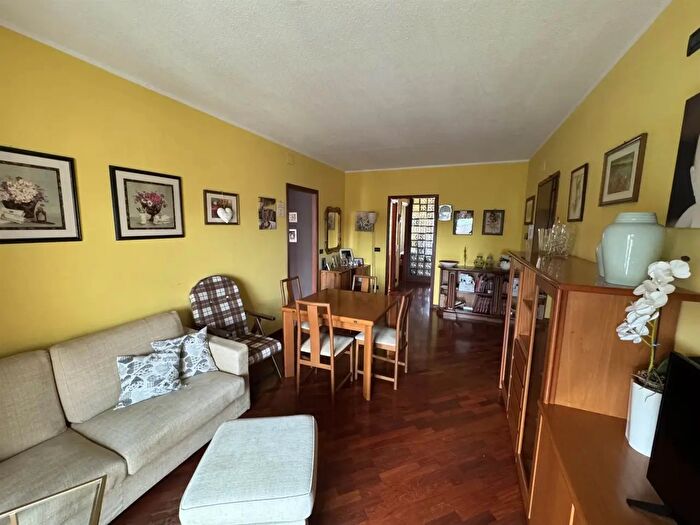 Appartamento quadrilocale in vendita in Via Cardinal Massaia, Casale Monferrato