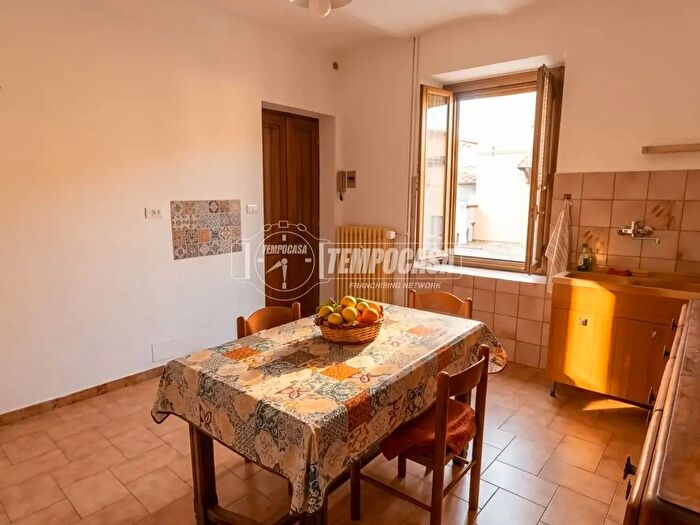 Appartamento quadrilocale in vendita in Via Gatta, Buttigliera Alta