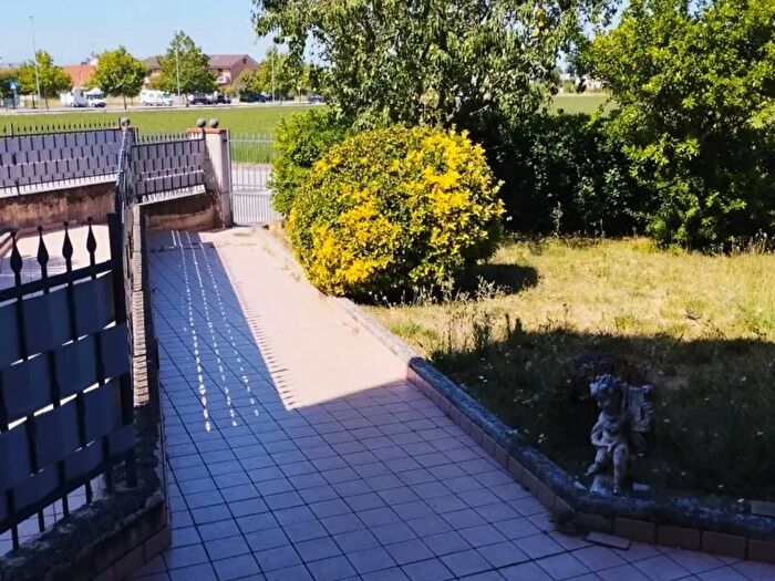 Appartamento quadrilocale in vendita in Via Cesare Pavese, Montecosaro