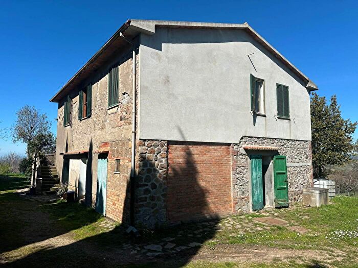 Casa con 10 locali in vendita in Zona Baccinello Comune Scansano Scansano Grosseto, Scansano