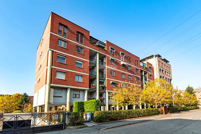 Appartamento quadrilocale in vendita in Via XXV Aprile B, San Mauro Torinese