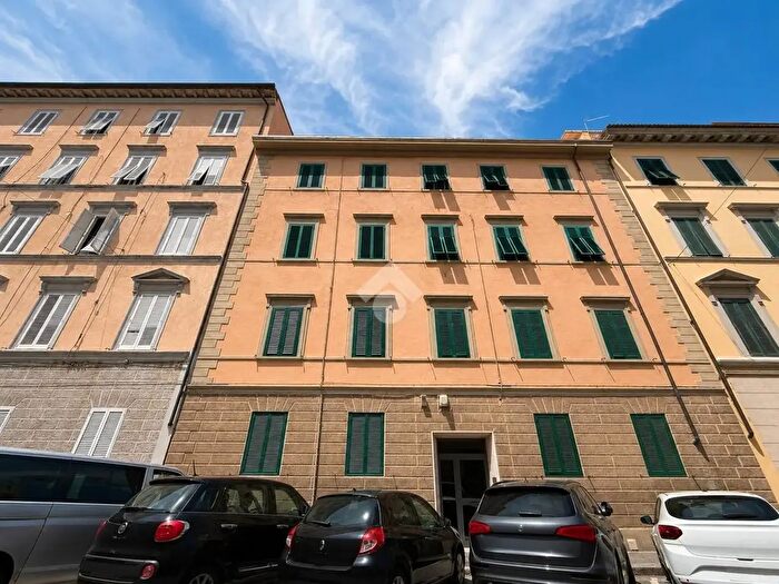 Appartamento quadrilocale in vendita in Via Pietro Paoli, Livorno
