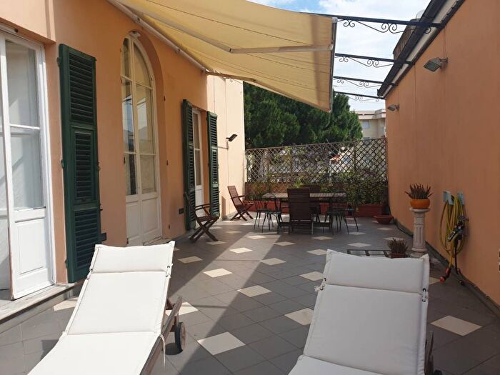 Appartamento quadrilocale in affitto in Centro, Sestri Levante