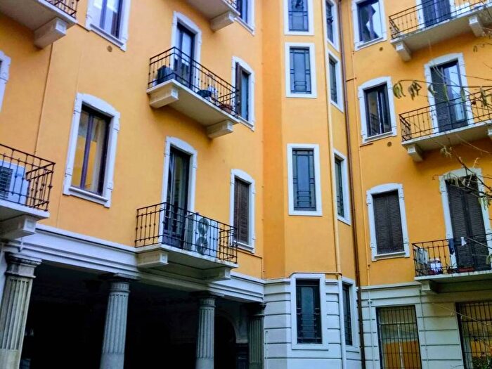 Appartamento bilocale in affitto in Via Spartaco No Number, Montenero, Milano