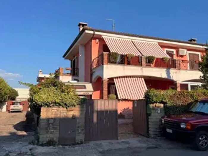 Casa con 5 locali in vendita in Via Niccolò Machiavelli d, Anzio