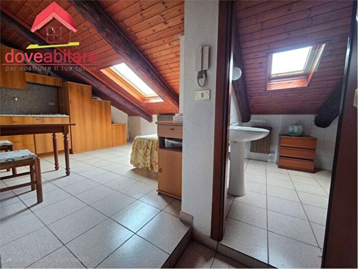 Casa monolocale in affitto in piazza barbieri, Centro, Pinerolo
