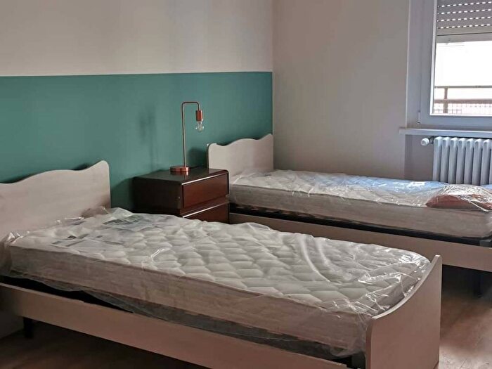 Appartamento trilocale in affitto in Via degli Imbriani, Bovisa, Milano