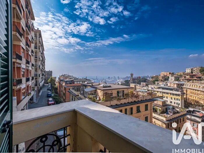 Appartamento quadrilocale in affitto in Via Capraia, Genova