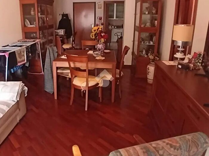 Appartamento quadrilocale in vendita in Via del Rivo, Terni