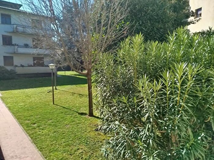 Appartamento con 6 locali in vendita in Pisa