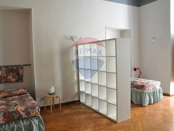 Appartamento trilocale in affitto in Piazza della Repubblica Bis, Torino
