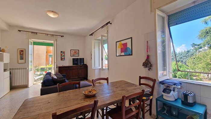 Appartamento trilocale in vendita in Viterbo