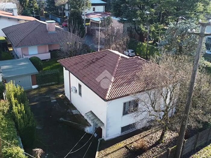 Casa trilocale in vendita in Cerro Maggiore