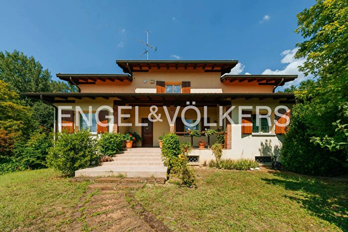 Casa con 10 locali in vendita in Via S Ortensi, Monte San Pietro