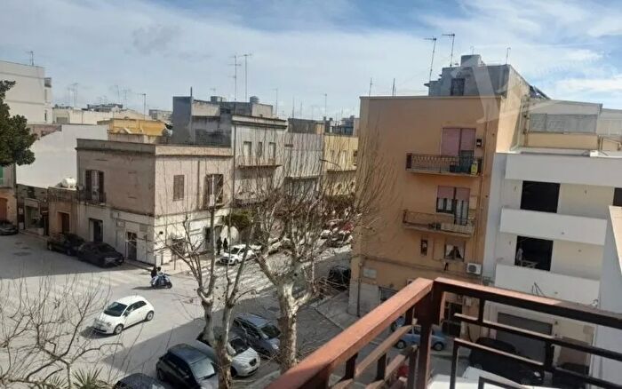 Appartamento trilocale in vendita in Piazza del Popolo Marsala, Marsala