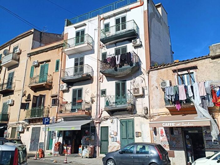 Appartamento trilocale in affitto in Piazza Pietro Micca, Boccadifalco Baida, Palermo