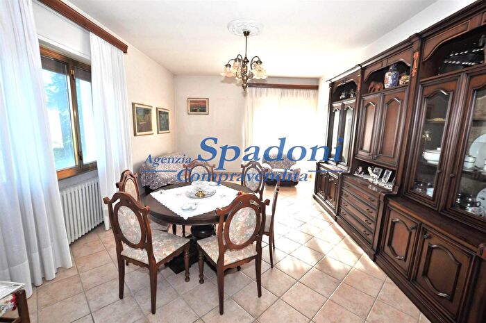 Appartamento con 6 locali in vendita in Ponte Buggianese