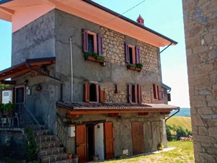 Casa monolocale in vendita in Via Santuario di Brasa, Castel DAiano