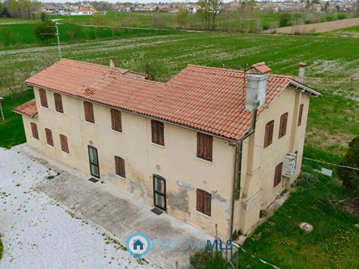 Casa monolocale in vendita in Via Santa Giustina, Abano Terme