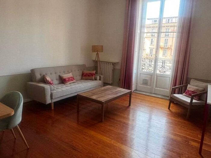 Appartamento trilocale in affitto in Corso Lodi, Porta Romana Medaglie d'Oro, Milano