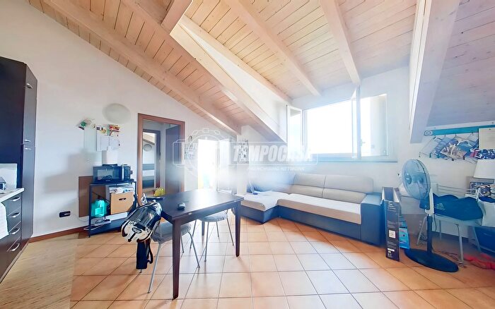 Appartamento bilocale in vendita in Via Antonio Fogazzaro, Seregno