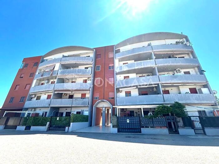 Appartamento trilocale in vendita in Via delle Gardenie, Campomarino