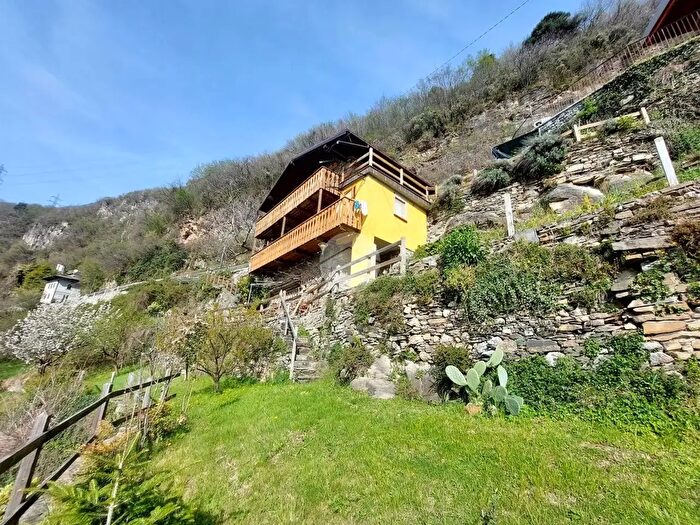 Casa bilocale in vendita in Via San Marco, Piancogno