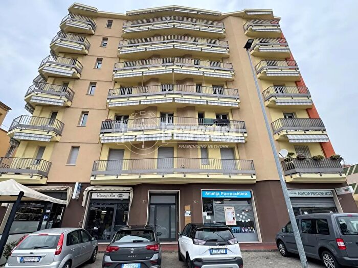 Appartamento quadrilocale in vendita in Via Matteotti, Cossato