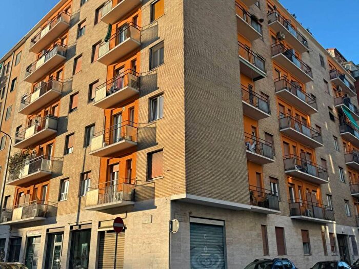 Appartamento bilocale in affitto in Via Fiuggi, Istria, Milano