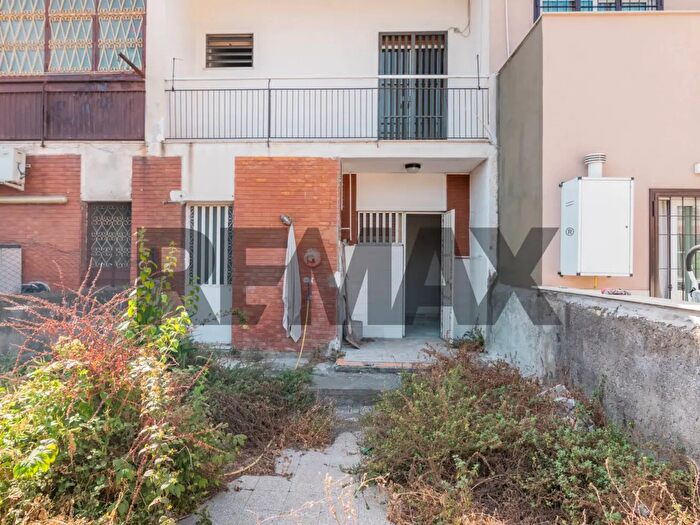 Casa quadrilocale in vendita in Via Vittorino da Feltre, Catania
