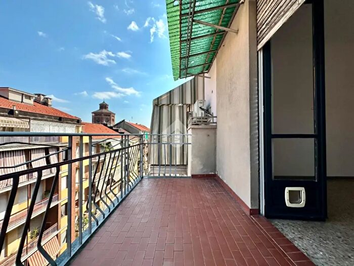 Appartamento bilocale in vendita in Via Vittoria, Torino