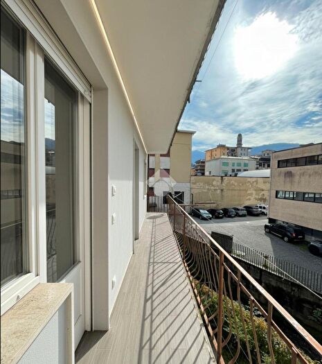 Appartamento trilocale in vendita in Via Piave, Leffe