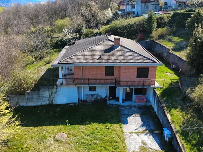 Casa quadrilocale in vendita in Borgata Mareschi, Sant'Antonino Di Susa