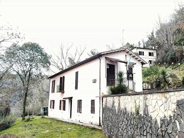 Casa trilocale in vendita in Frazione di Nera Montoro, Narni