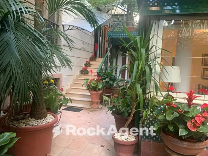 Appartamento bilocale in affitto in Via del Parco Margherita, Napoli